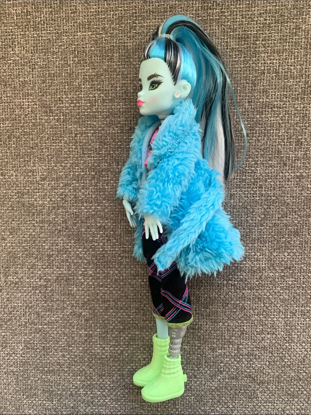 Monster High Creepover Party Frankie Stein Sleepover Doll